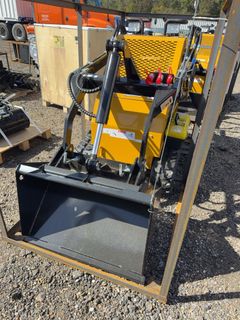 2026 MX-CRT23 Compact Track Loader-23 hp 739cc Gasoline - Image 2