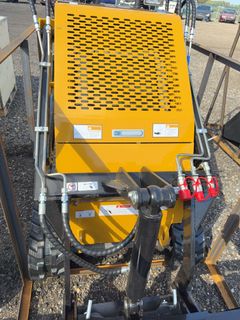 2026 MX-CRT23 Compact Track Loader-23 hp 739cc Gasoline - Image 6