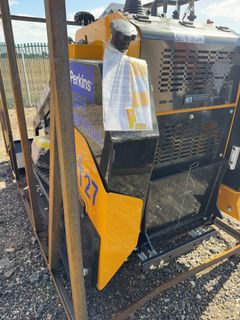 2026 KJT27 Skid Steer Loader, 27 hp Diesel, 3 Cyl - Image 12