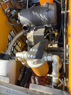 2026 KJT27 Skid Steer Loader, 27 hp Diesel, 3 Cyl - Image 13