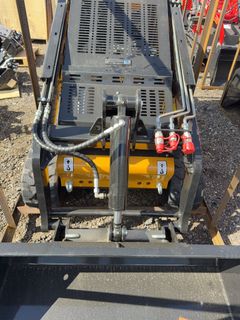2026 KJT27 Skid Steer Loader, 27 hp Diesel, 3 Cyl - Image 15