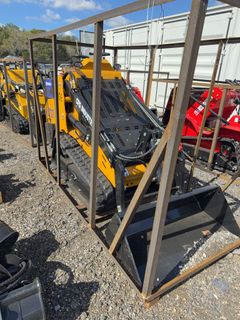 2026 KJT27 Skid Steer Loader, 27 hp Diesel, 3 Cyl - Image 6