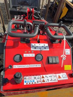 2026 YSRT14 0.75 Ton Mini Stand-On Skid Steer B&S 13.5HP Engine - Image 7