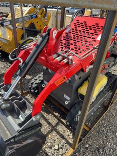 2026 YSRT14 0.75 Ton Mini Stand-On Skid Steer B&S 13.5HP Engine - Image 9