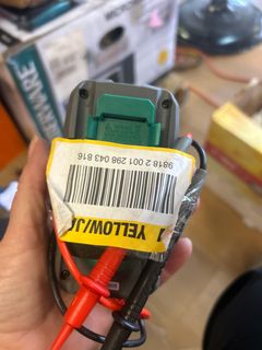 Commercial ElectricPocket Size True RMS Digital Multi-Meter - Image 5