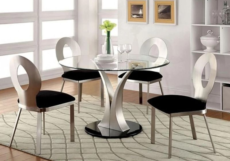 Brand Name Home Furniture & Rugs Auction. Sterling VA