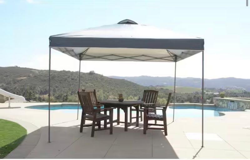Canopy Pop Up Tent