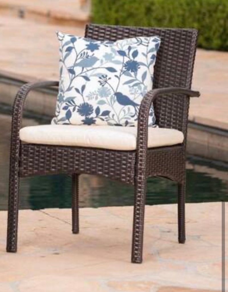 Dining chair