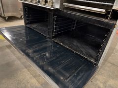 Royal Commercial Range With Griddle and Ovens on Casters - Image 4