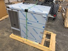 Never Used  Stainless Steel Perlick DDS36 Commercial Keg / Back Bar cooler - Image 3