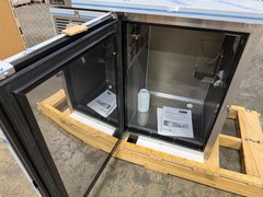 Never Used - Perlick Stainless 36 Direct draw Beer Dispenser - Back Bar Cooler. - Image 3