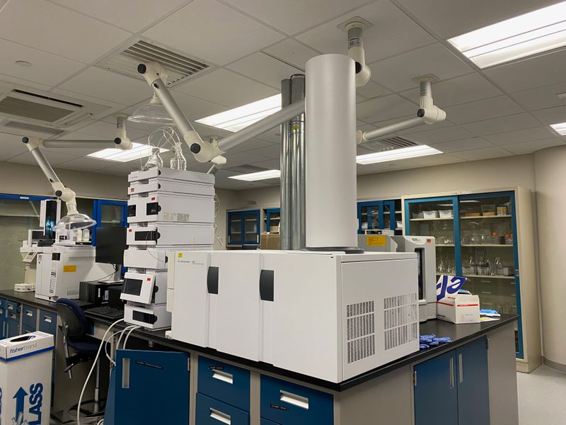 M30698 Chemical, Electrical, Mechanical Laboratory Equipment Auction Valhalla, NY banner