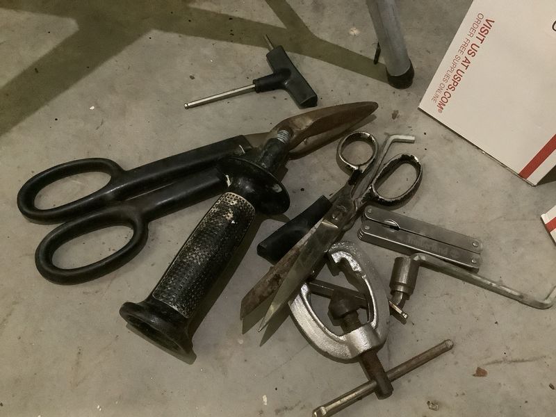 TOOL LOT - Image 1