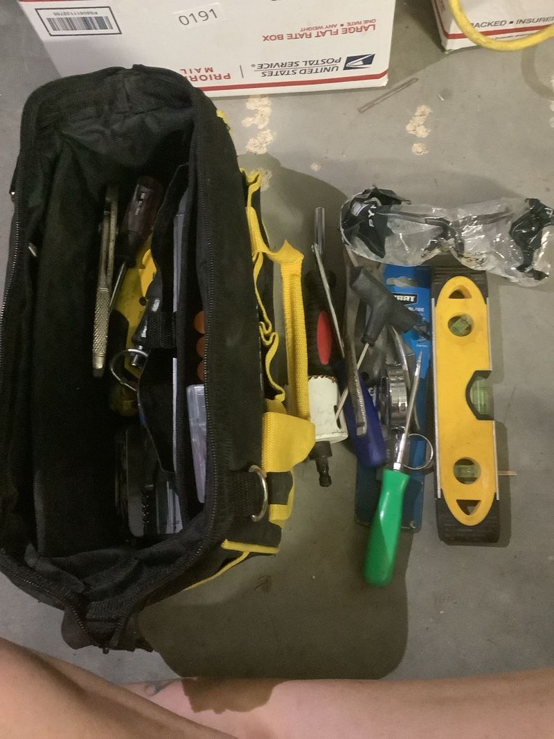 TOOL LOT - Image 1
