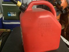 GAS CANS - Image 3