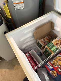Montgomery Ward Deep Chest Freezer - Image 6