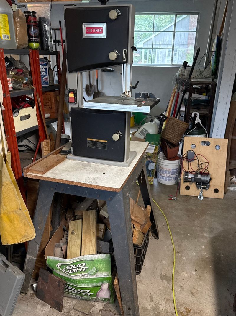 Craftsman 10in Bandsaw - Image 1