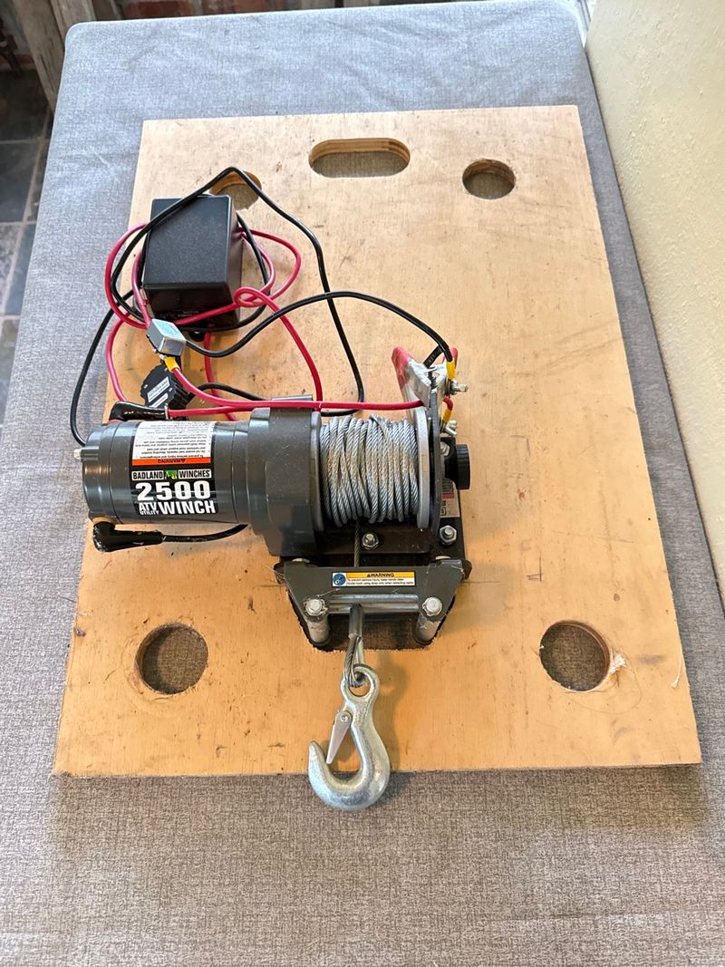 Badland 2500 ATV/Utility Winch - Image 1