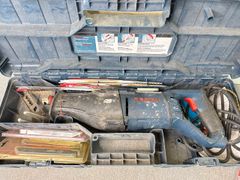 Bosch Reciprocating Saw with Blades - Image 2