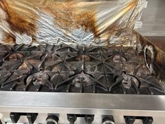 Commercial Gas Range With Griddle And Ovens - Image 6