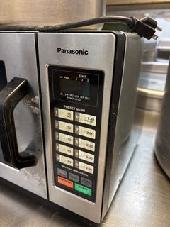 Stainless Steel Countertop Microwave Oven - Image 3