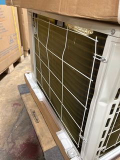 Split Air Conditioner with Heat Pump - Image 9