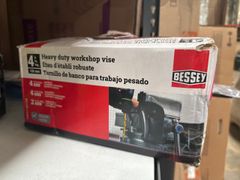 Bench Vise with Swivel Base Hand Tool - Image 3