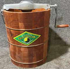 White Mountain 5 Quart Ice Cream Maker - Image 3