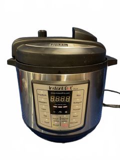 Instant Pot and Dash Sandwich Maker - Image 2