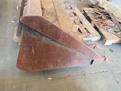 Heavy-Duty Loader Bucket With Teeth Attachment - Image 4