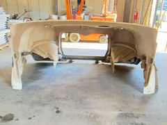 White Semi Truck Hood Assembly With Fenders - Image 12