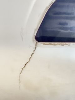 White Semi Truck Hood Assembly With Fenders - Image 8