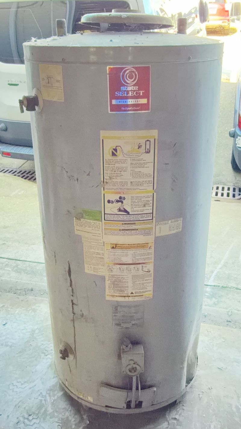 State Select Gas Storage Water Heater 74,000 BTU - Image 1