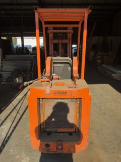 Allis-Chalmers Forklift LP Gas Untested - Image 6