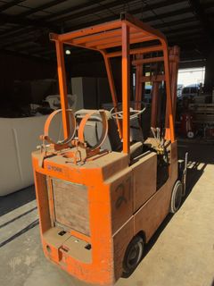 Allis-Chalmers Forklift LP Gas Untested - Image 7