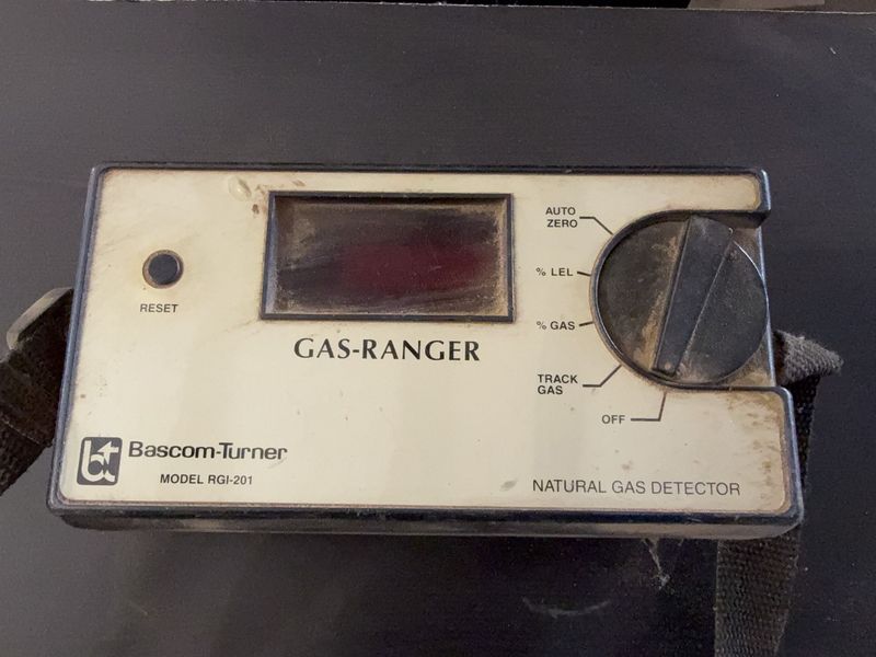 Gas Detector and McElroy Polyethylene Heater Set - Image 1