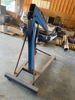 5-Ton Hydraulic Engine Hoist with Hook - Image 3