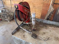 Oil Storage Tank With Hose Reel, 275 Gallon - Image 4