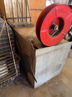 Oil Storage Tank With Hose Reel, 275 Gallon - Image 7