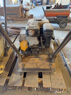 Plate Compactor JPC-80 6.0 HP Gas Engine - Image 4