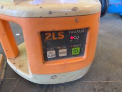 2LS Taurus Laser Level with LS-80L Receiver - Image 2