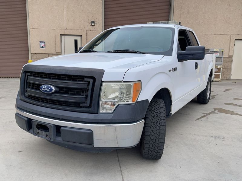 2013 Ford F-150 Pickup.