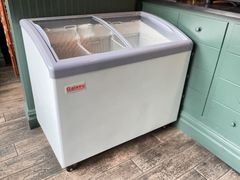 Galaxy Equipment Freezer Showcase Model 1771CFC9HC - Image 2