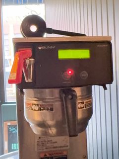 BUNN Axiom DV-APS Commercial Coffee Brewer - Image 4