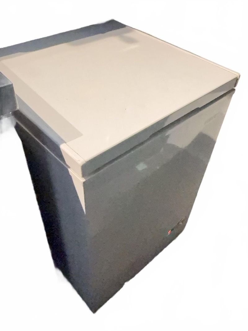 Kuppet 3.5 Cu. Ft. Household Chest Freezer - Image 1