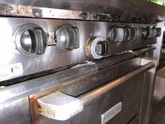 Garland 6-Burner Gas Range with Oven - Image 9