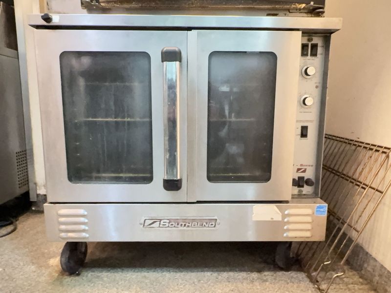 Southbend B-Series Commercial Convection Oven - Image 1