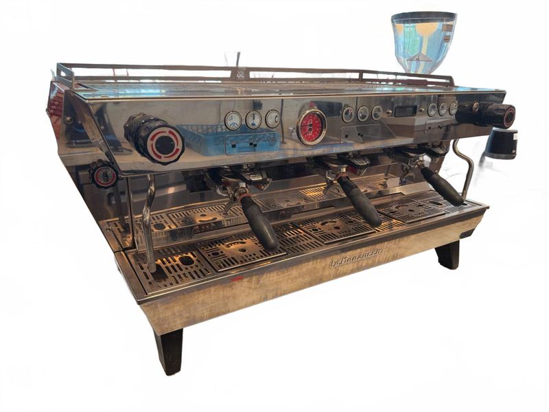 La Marzocco KB90 3-Group Espresso Machine - Image 1
