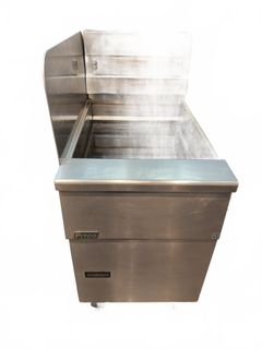Pitco SG18S Commercial Gas Deep Fryer - Image 2