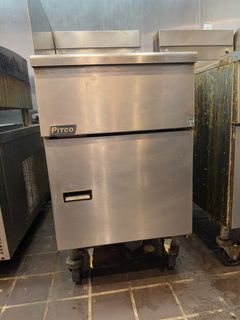 Pitco SG18S Commercial Gas Deep Fryer - Image 3